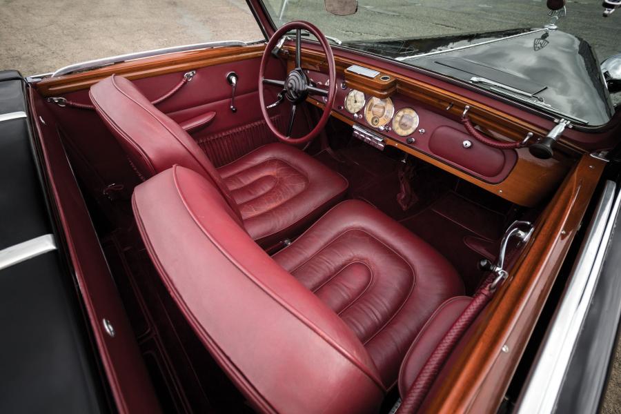 Интерьер Maybach SW38 Sport Cabriolet 1938 года  (фото 13 из 21)